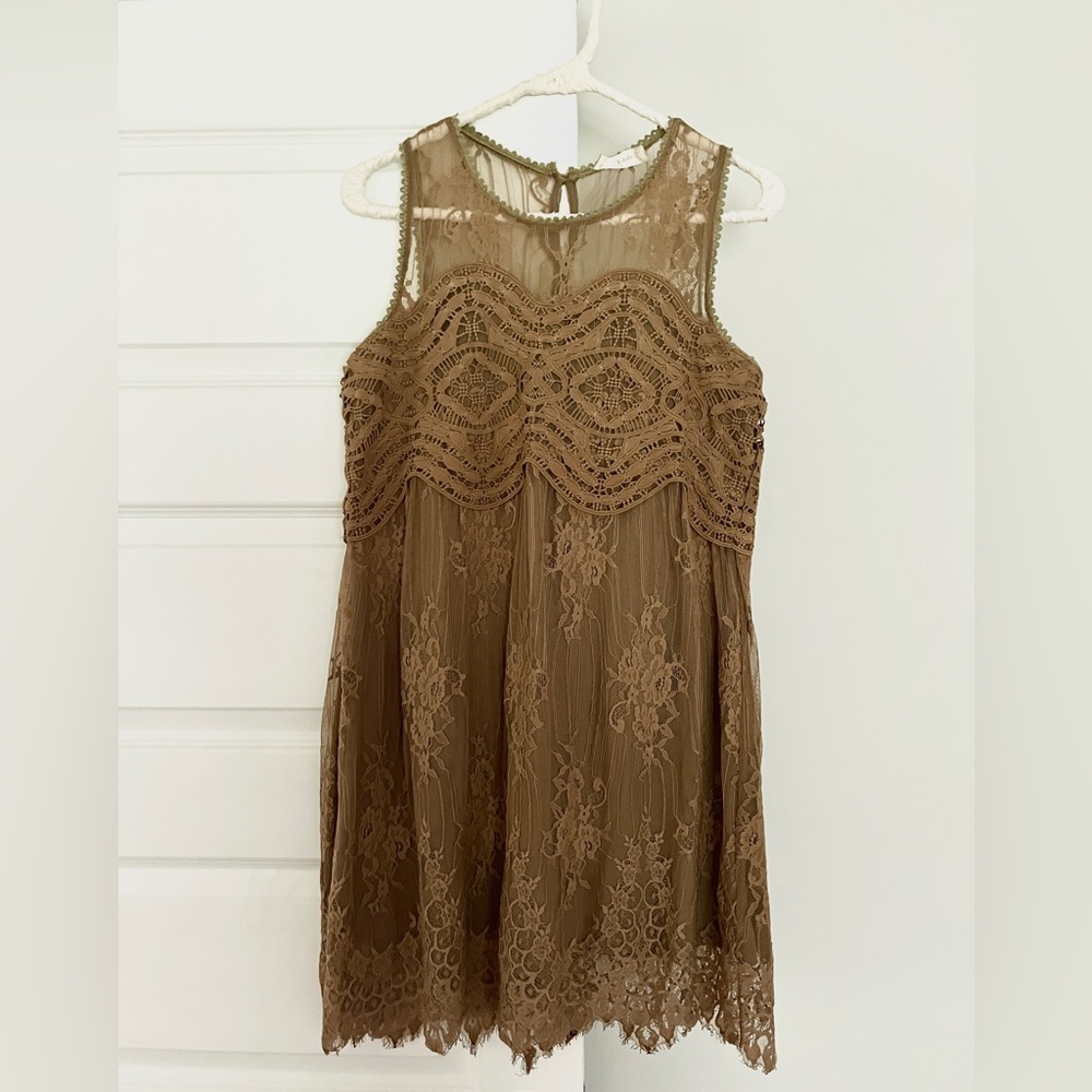 Lace dress